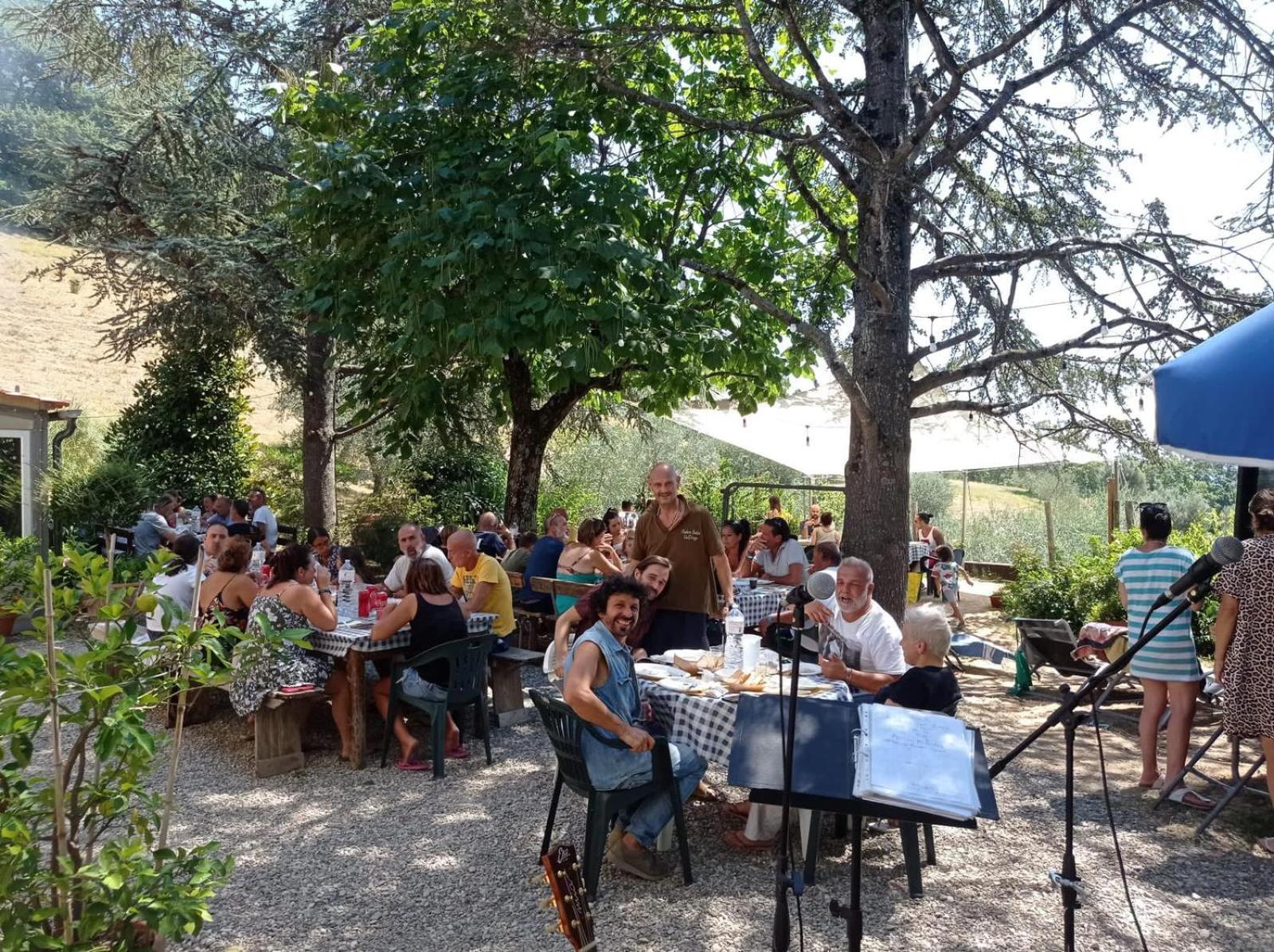 Ala Di Maniero In Agriturismo Valdrago In Toscana, Nel Verde Mugello Sulle Colline Di Firenze Borgo San Lorenzo Exterior photo